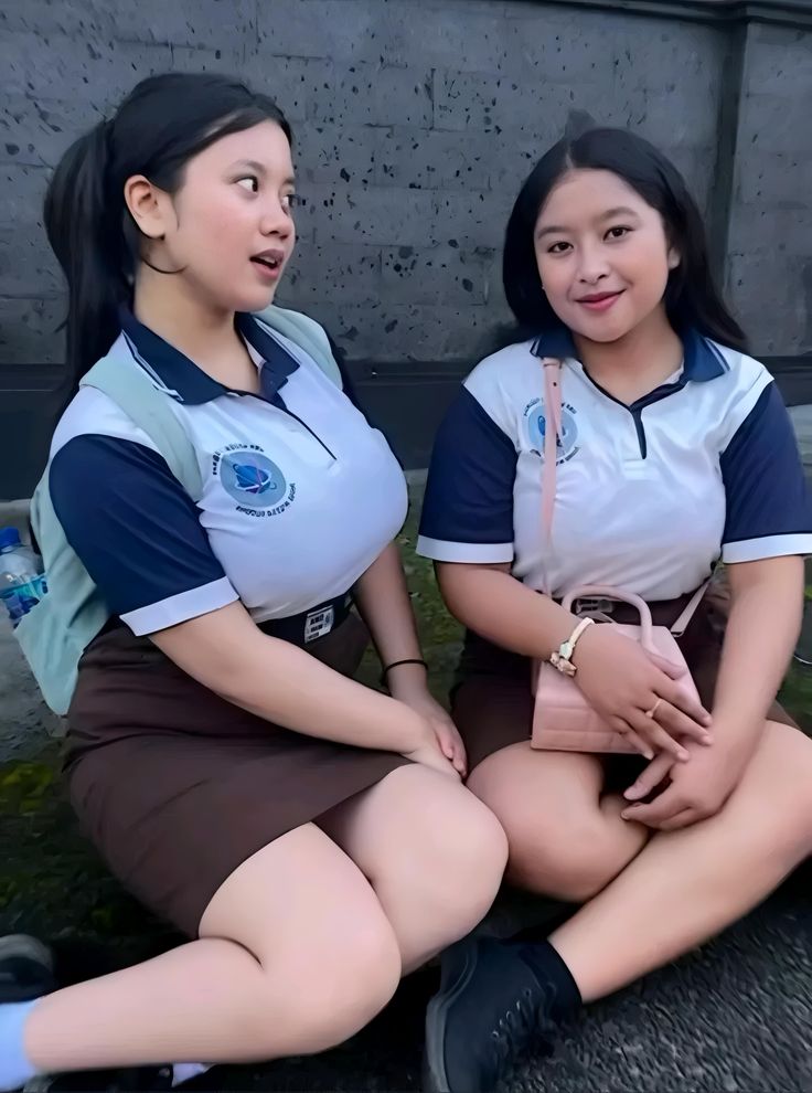 2025 Viral Terbaru Keeping An Eye On Calm Smp Top Global 2025