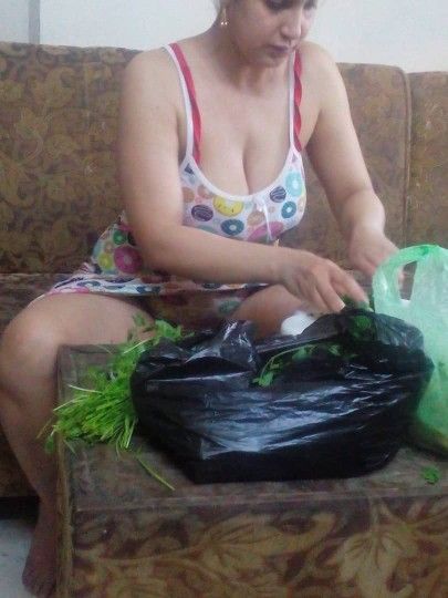 Viral Indo Tante Binor Cantik Pemilik Hotel dan Restauran Surabaya Indonesia Service Client