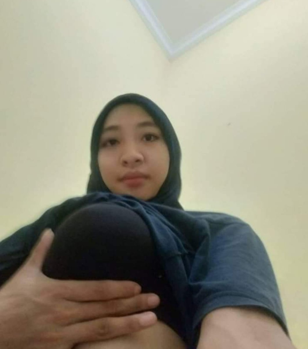 Viral ABG Hijab Indo ABG Ukhti Dini Oskaria 2026 Terbaru Pasrah Membelah Durian Pink Malam Minggu Top Trending Global New Generation Indonesia Official